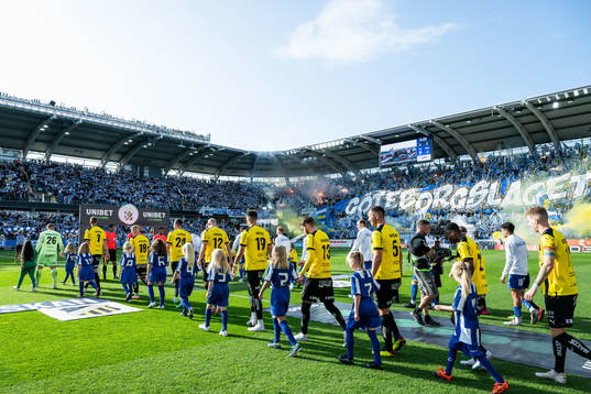 Häckens och IFK Göteborgs spelare
