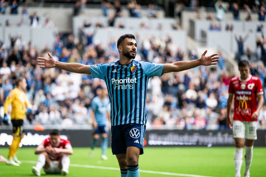 Djurgårdens Musa Qurbanli jublar