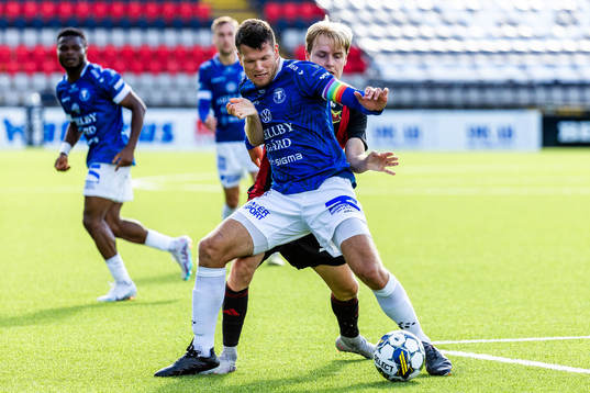 Trelleborgs Mattias Andersson och Östersunds Simon Marklund