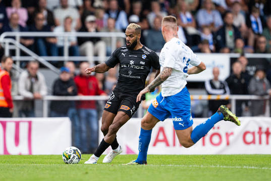 Halmstads Phil Ofosu-Ayeh