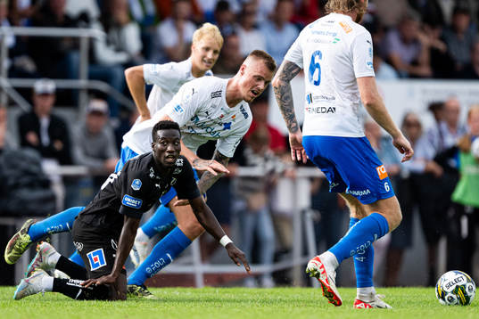Halmstads Naeem Mohammed och Värnamos Victor Eriksson