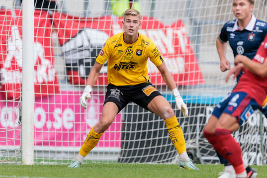 Örgrytes målvakt Mathias Nilsson