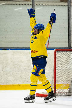 Sveriges Anton Gästrin jublar
