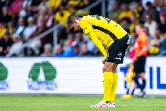 Mjällbys Noah Eile deppar
