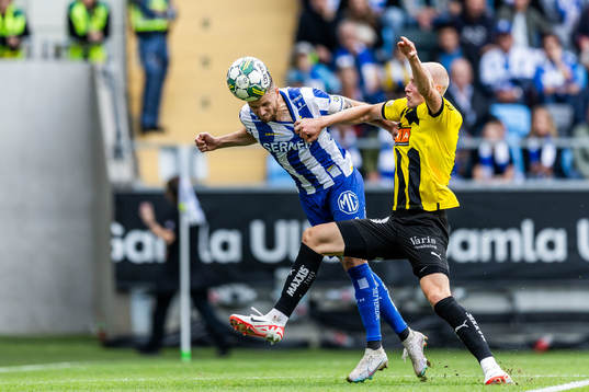 IFK Göteborgs Marcus Berg nickar in 1-0
