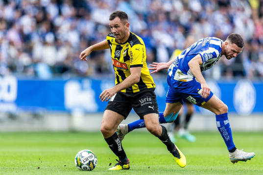 Häckens Even Hovland och IFK Göteborgs Marcus Berg