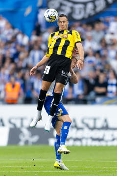 Häckens Srdjan Hrstic och IFK Göteborgs Sebastian Hausner