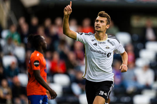 Håkan Wiedesheim-Paul of Rosenborg celebrates