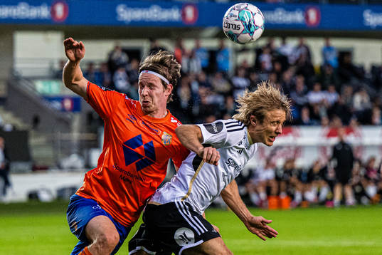 Kristoffer Ødemarksbakken of Aalesund and Per Ciljan