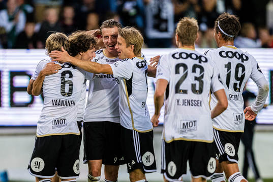 Leo Erik Jean Cornic of Rosenborg celebrates