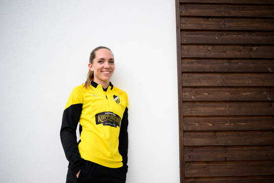 Elin Rubensson blir intervjuad