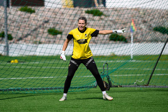 Målvakt Jennifer Falk