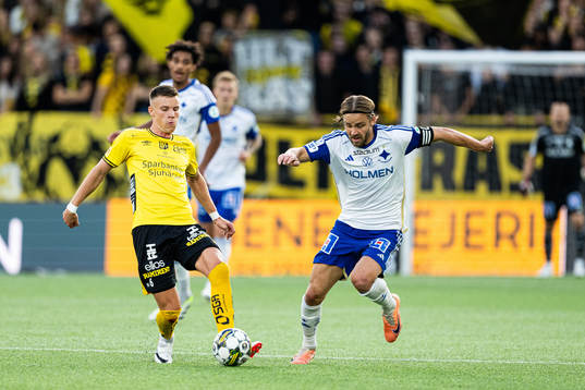 Elfsborgs Andri Fannar Baldursson och IFK Norrköpings