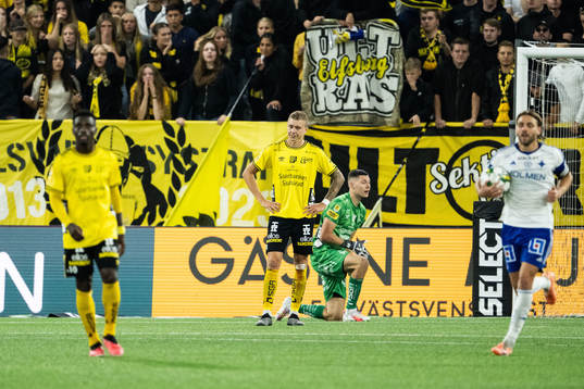 Elfsborgs Sebastian Holmen deppar