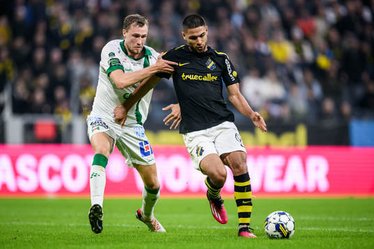 Varbergs Niklas Dahlström och AIKs Omar Faraj