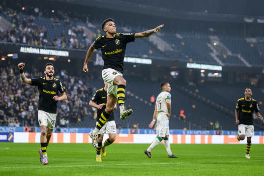 Bläddra bland fler bilder av Fotboll, Allsvenskan, AIK - Varberg