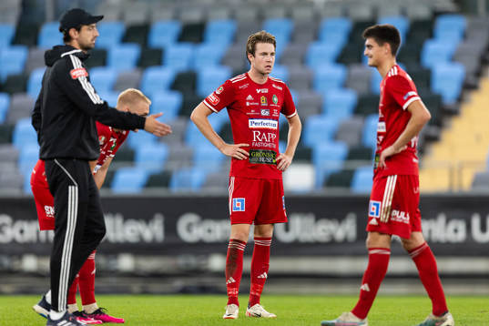 Skövde AIKs spelare deppar