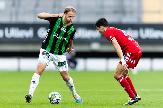 GAIS Gustav Lundgren och Skövde AIKs Armend Suljev