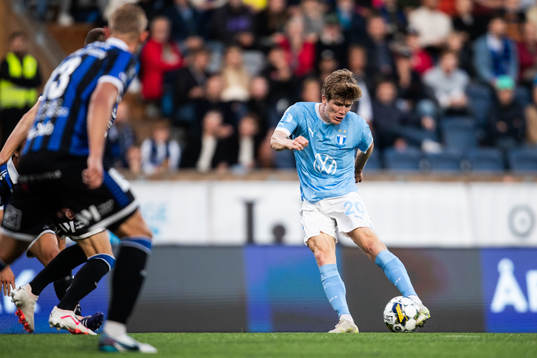 Malmö FFs Oliver Berg gör 0-2