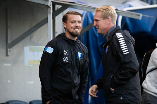 Malmö FFs assisterande tränare Theodor Olsson och Sirius
