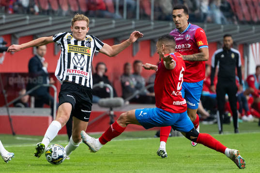Landskronas Melker Jonsson och Helsingborgs Cole Alexander