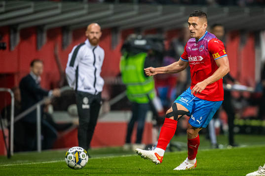 Helsingborgs Cole Alexander