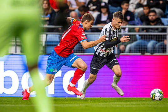 Helsingborgs Erik Ring och Landskronas Robin Dzabic