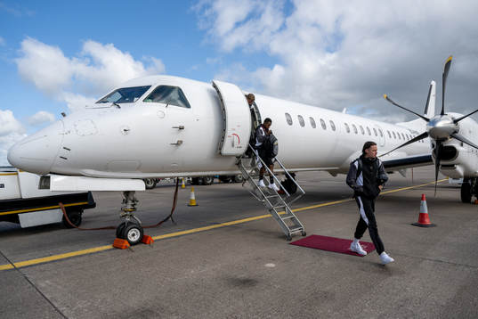 Amor Layouni and the rest of the Häcken team exit the