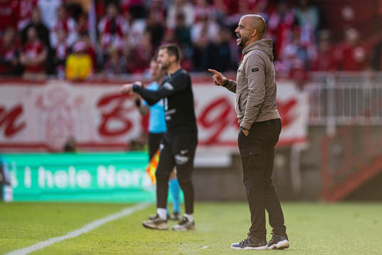 Pascal Jansen, head coach of AZ Alkmaar