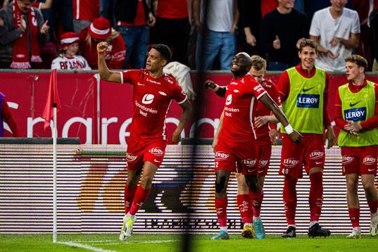 Japhet Sery Larsen of Brann celebrates