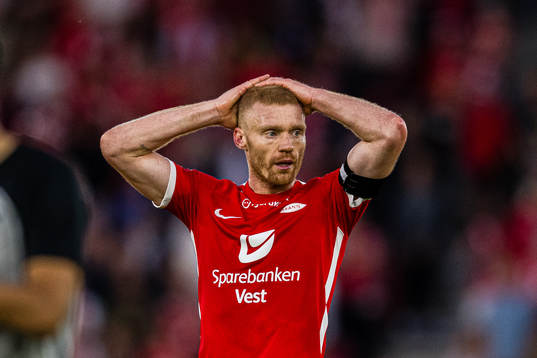 Bläddra bland fler bilder av Football, UEFA Europa Conference League, Play-off, Brann - AZ Alkmaar