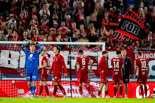 Mathias Dyngeland and Felix Horn Myhre of Brann looks