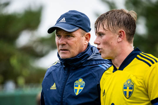 Sveriges förbundskapten Roger Franzén och Rasmus Nåfors