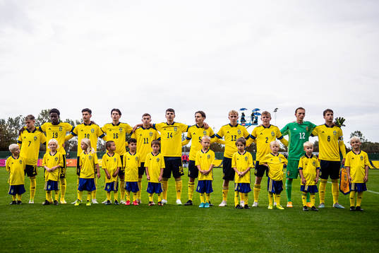 Sveriges Neo Jönsson, Dennis Asprilla Ponce, Philip