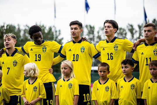 Sveriges Neo Jönsson, Dennis Asprilla Ponce, Philip