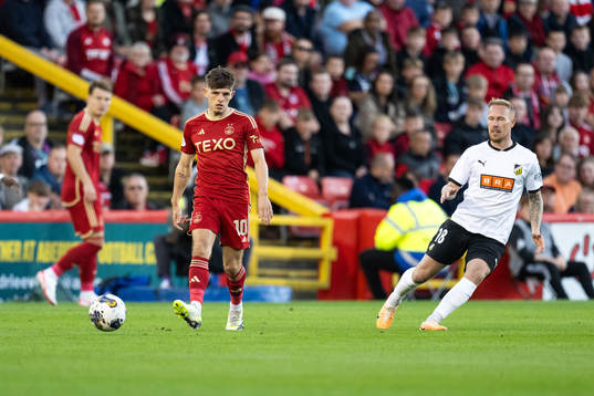 Leighton Clarkson of Aberdeen and Mikkel Rygaard Jensen  of