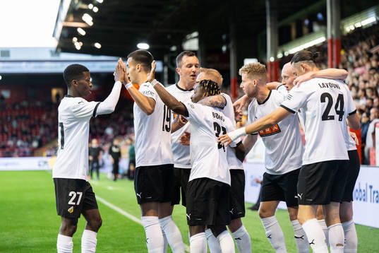 Ibrahim Sadiq of Häcken celebrates with team mates