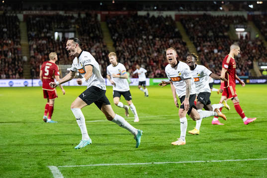 Amor Layouni of Häcken celebrates with Mikkel Rygaard