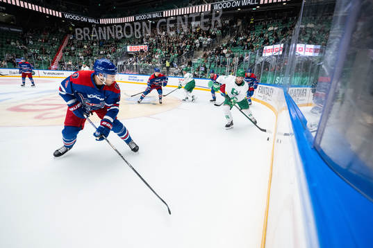 Oskarshamns Ahti Oksanen och Rögles Simon Ryfors