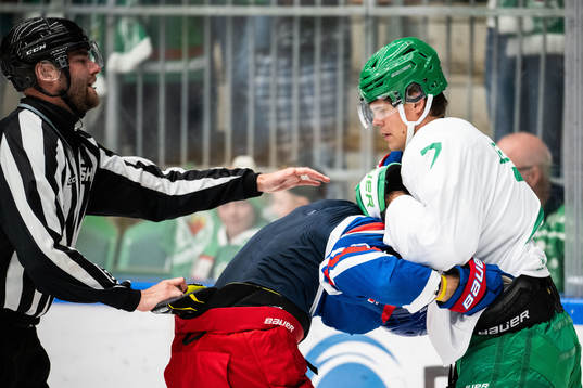 Oskarshamns Lukas Jasek och Rögles Erlend Lesund