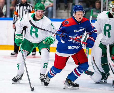 Rögles Ludvig Claesson och Oskarshamns Mikkel Øby-Olsen