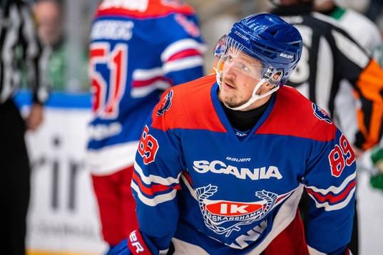 Oskarshamns Patrik Karlkvist deppar