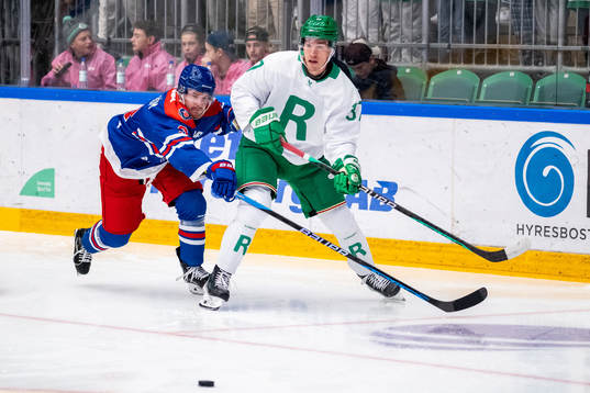 Oskarshamns Niclas Burström och Rögles Albin Sundsvik