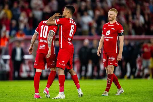 Frederik Børsting and Japhet Sery Larsen of Brann looks
