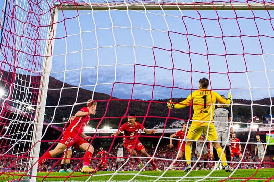 Japhet Sery Larsen of Brann celebrates