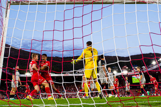 Japhet Sery Larsen of Brann celebrates