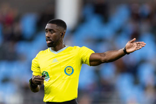 Domare Fredrik Oppong