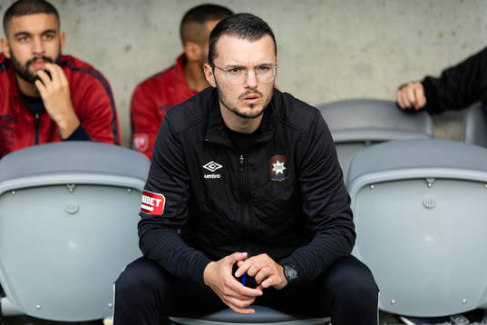 Örgrytes assisterande tränare Albin Sheqiri