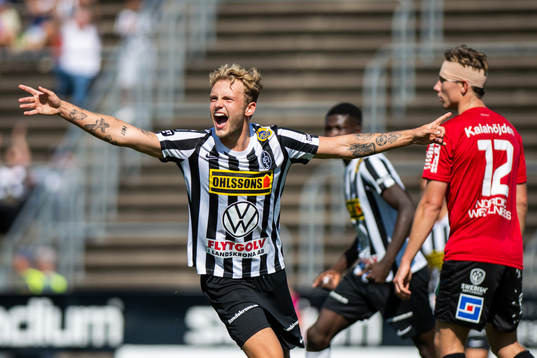 Landskronas Frederik Ihler jublar