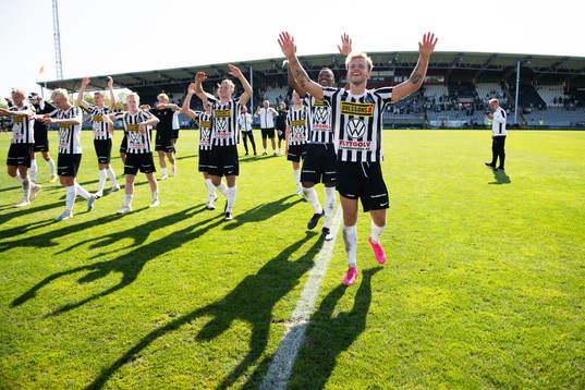 Landskronas Frederik Ihler jublar